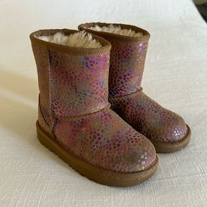 Rainbow dot UGG boots for toddler girl